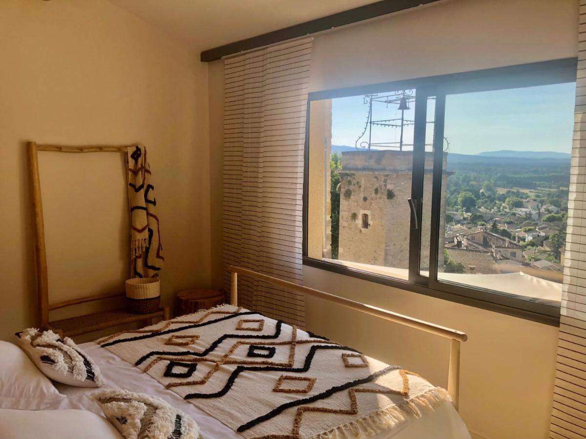 Bed and Breakfast La Tour Carree Chateauneuf-de-Gadagne Экстерьер фото